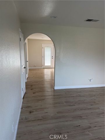 1056 E Alexander, Merced, CA 95340