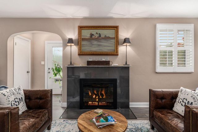 146 W North Broadway, Columbus, OH 43214