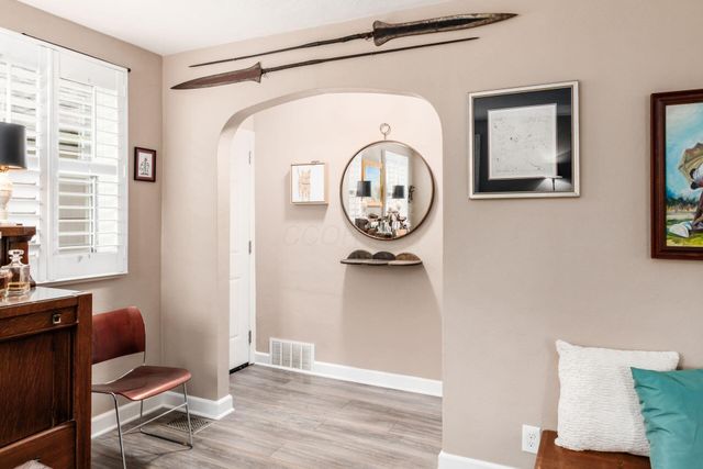 146 W North Broadway, Columbus, OH 43214