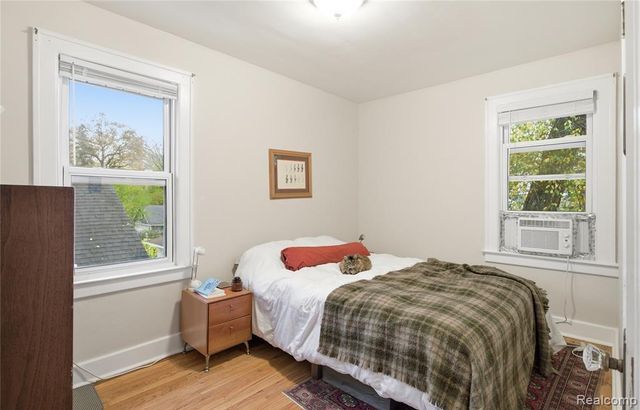 240 E Marshall Street, Ferndale, MI 48220