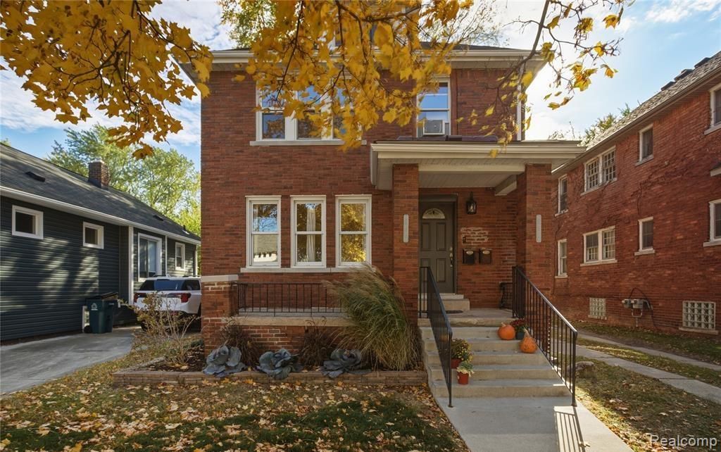 240 E Marshall Street, Ferndale, MI 48220