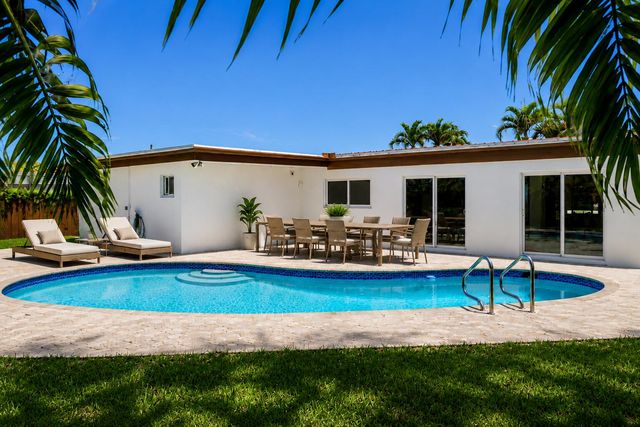 4815 Cleveland Street, Hollywood, FL 33021