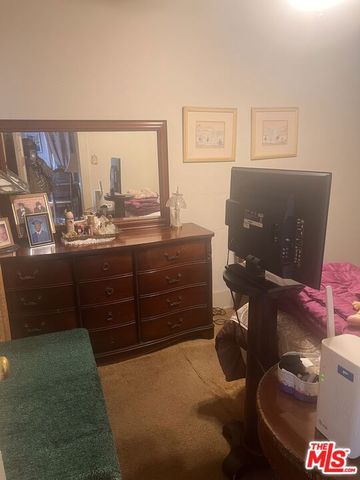 4527 S Main Street, Los Angeles, CA 90037