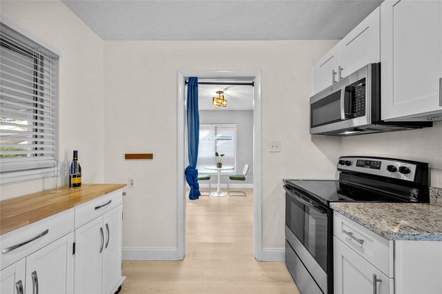 1513 56TH AVENUE N, St Petersburg, FL 33703