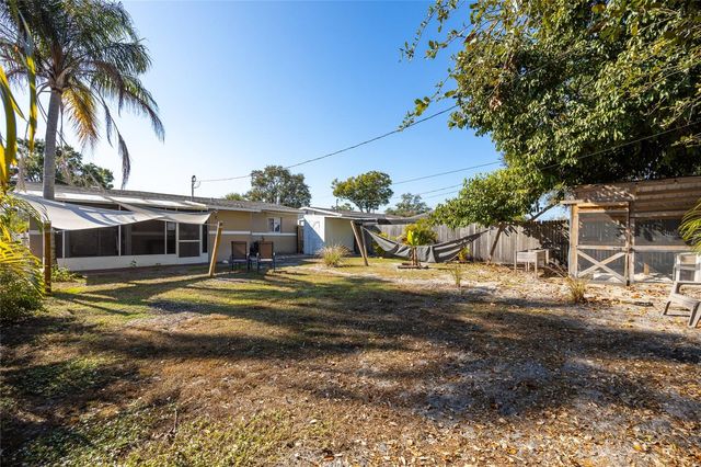 1513 56TH AVENUE N, St Petersburg, FL 33703