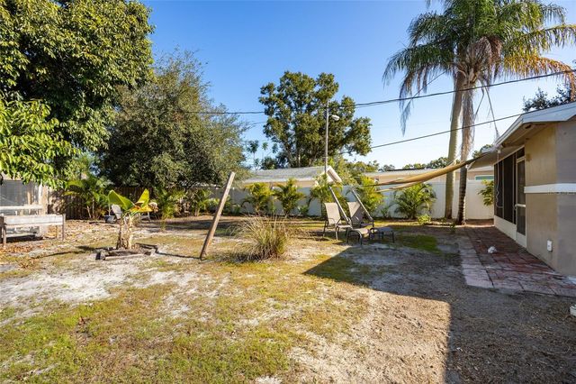 1513 56TH AVENUE N, St Petersburg, FL 33703