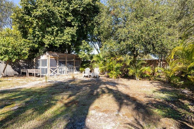 1513 56TH AVENUE N, St Petersburg, FL 33703