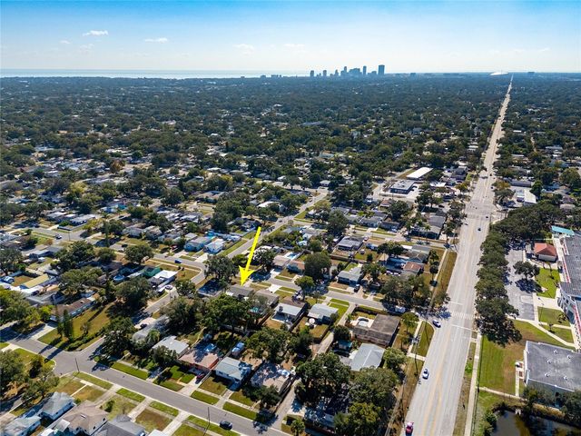 1513 56TH AVENUE N, St Petersburg, FL 33703