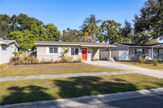1513 56TH AVENUE N, St Petersburg, FL 33703