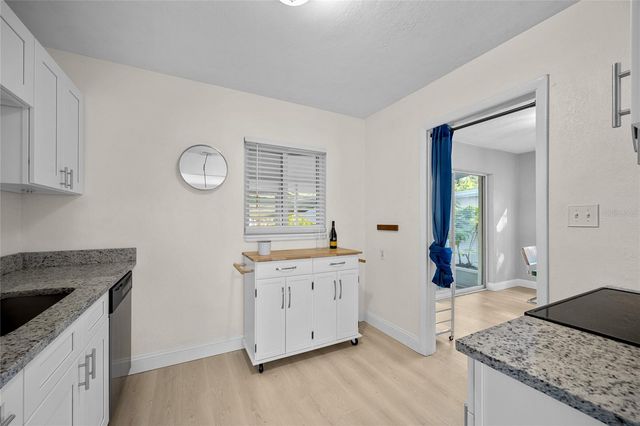 1513 56TH AVENUE N, St Petersburg, FL 33703