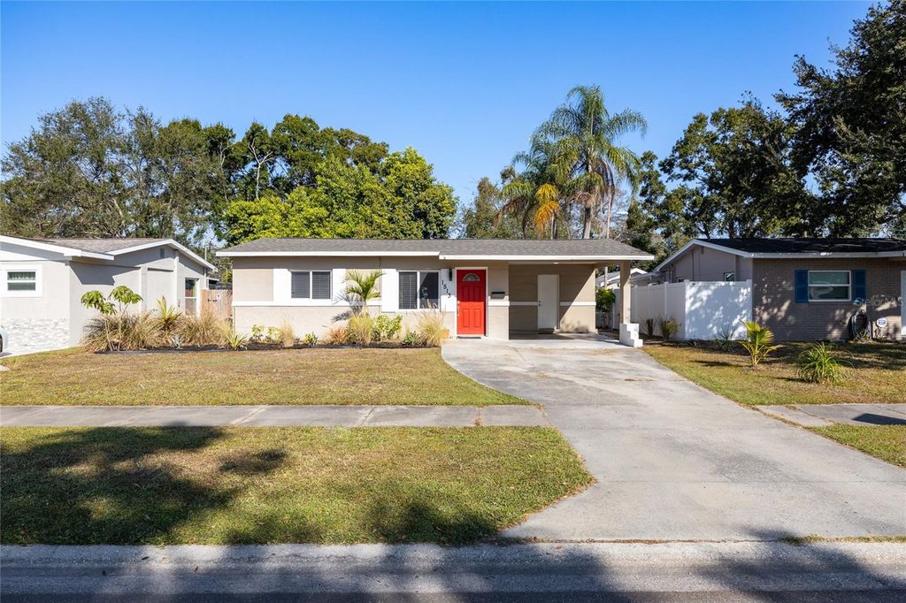 1513 56TH AVENUE N, St Petersburg, FL 33703