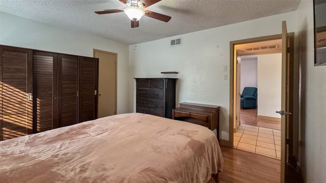 5335 Bent Tree Forest Drive 212, Dallas, TX 75248