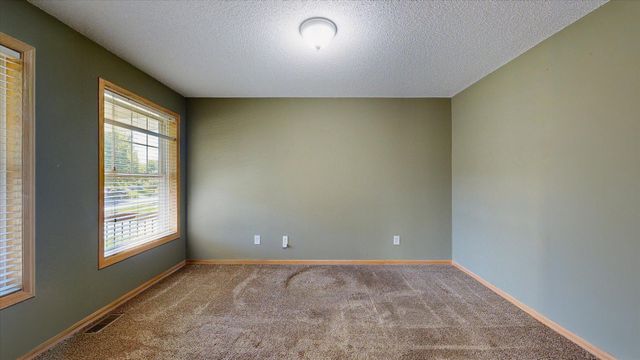 15430 Yakima Street NW, Ramsey, MN 55303