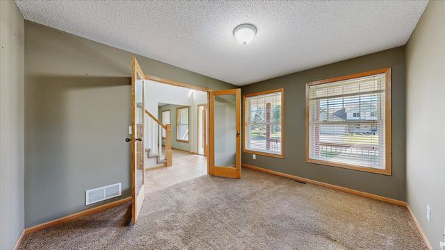 15430 Yakima Street NW, Ramsey, MN 55303