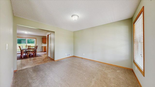 15430 Yakima Street NW, Ramsey, MN 55303