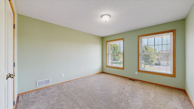 15430 Yakima Street NW, Ramsey, MN 55303