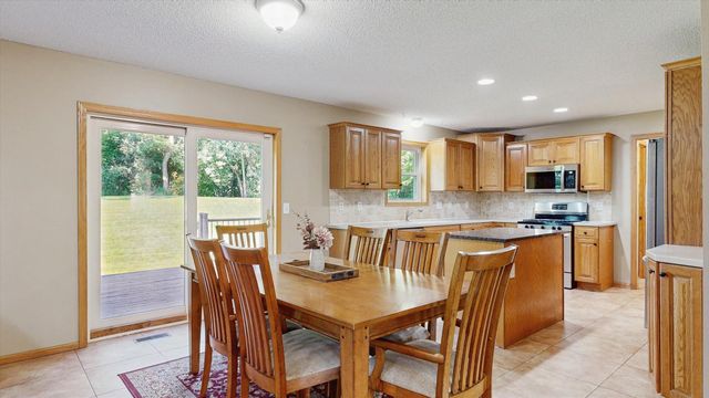 15430 Yakima Street NW, Ramsey, MN 55303