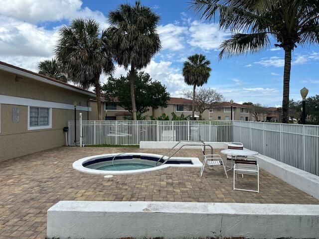 1004 Twin Lakes Drive, Coral Springs, FL 33071