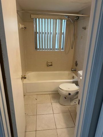 1004 Twin Lakes Drive, Coral Springs, FL 33071