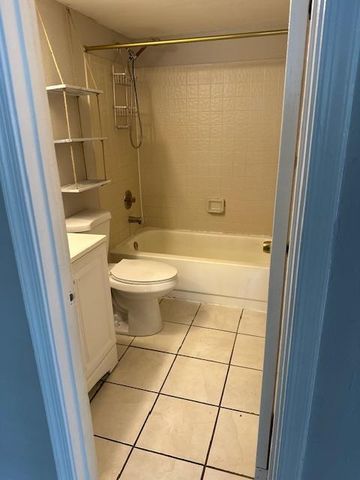 1004 Twin Lakes Drive, Coral Springs, FL 33071