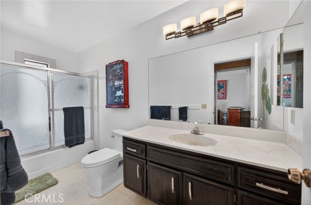 2218 Redwood Drive, Hemet, CA 92545