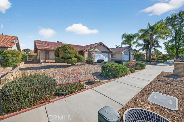 2218 Redwood Drive, Hemet, CA 92545