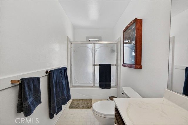 2218 Redwood Drive, Hemet, CA 92545