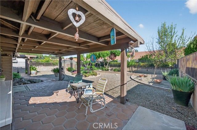 2218 Redwood Drive, Hemet, CA 92545