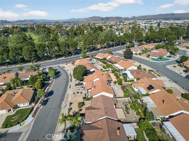 2218 Redwood Drive, Hemet, CA 92545