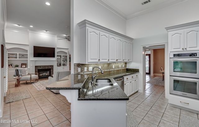 302 Sarah Cove, Brandon, MS 39047