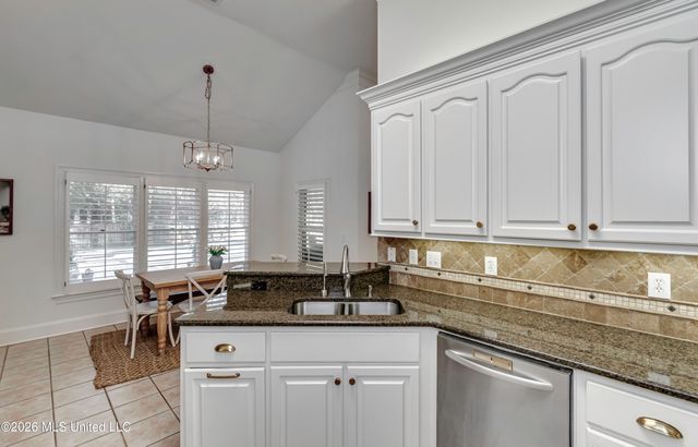 302 Sarah Cove, Brandon, MS 39047