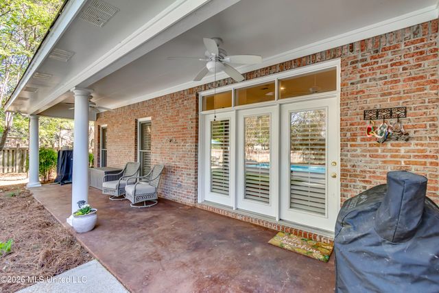 302 Sarah Cove, Brandon, MS 39047