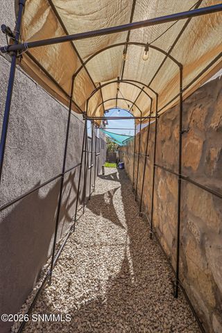 2555 Petaluma Avenue, Las Cruces, NM 88011