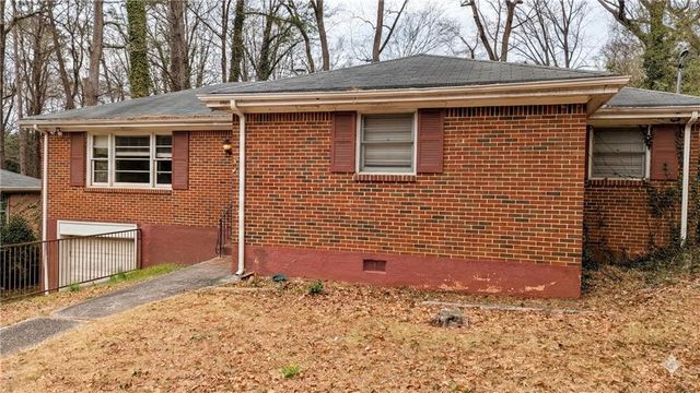 2725 Rollingwood SE Lane, Atlanta, GA 30316