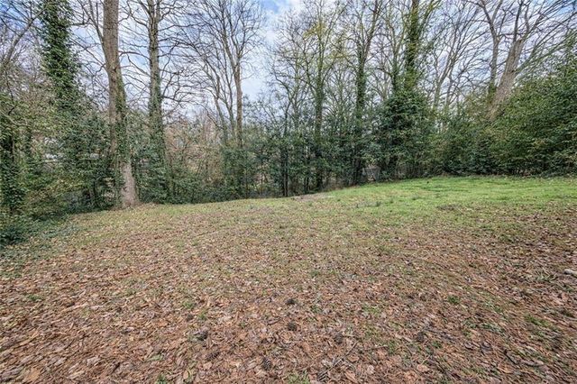 2725 Rollingwood SE Lane, Atlanta, GA 30316