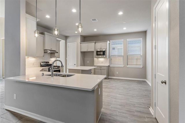 4207 Maple Glen Drive, Fulshear, TX 77441