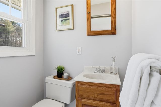 24 Clarissa Rd, Chelmsford, MA 01824