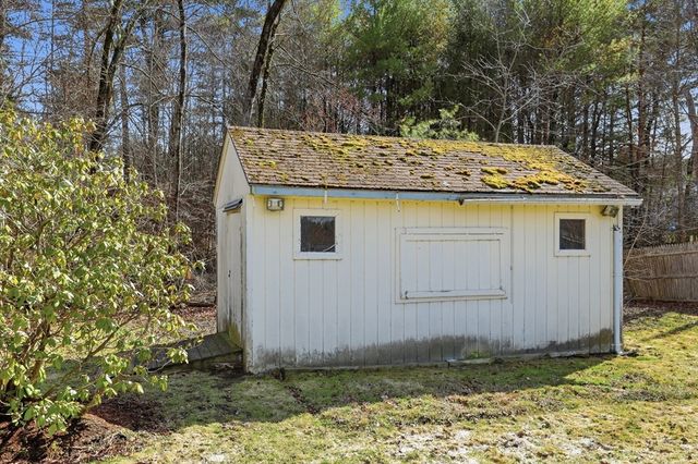 24 Clarissa Rd, Chelmsford, MA 01824