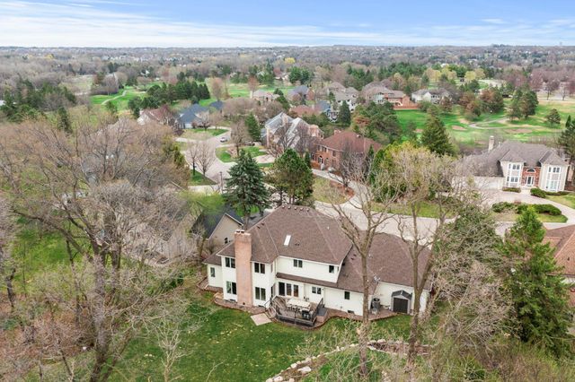 9376 Wedgewood Drive, Woodbury, MN 55125