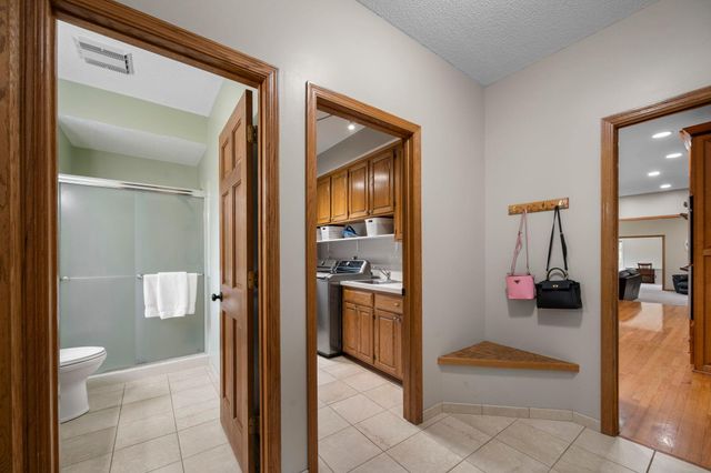 9376 Wedgewood Drive, Woodbury, MN 55125
