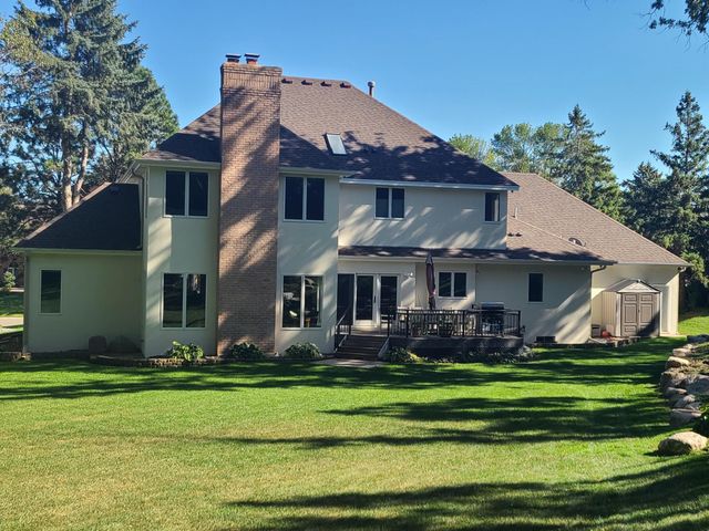 9376 Wedgewood Drive, Woodbury, MN 55125