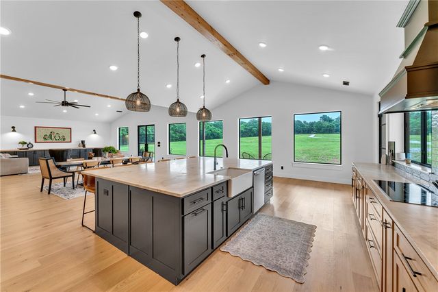 22694 Kings Ranch Road, Summers, AR 72769