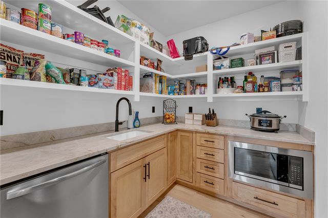 22694 Kings Ranch Road, Summers, AR 72769