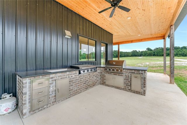 22694 Kings Ranch Road, Summers, AR 72769