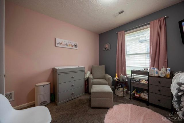 6915 Mearl Ave, North College Hill, OH 45239