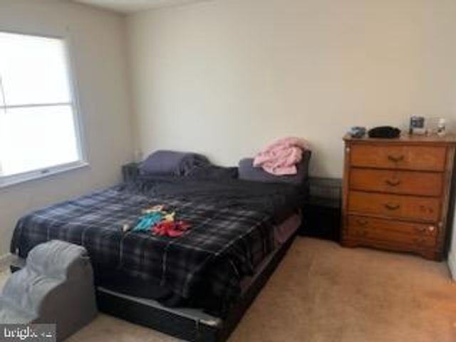 155 E VILLAGE RD, Elkton, MD 21921