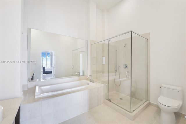 475 Brickell Avenue 2807, Miami, FL 33131