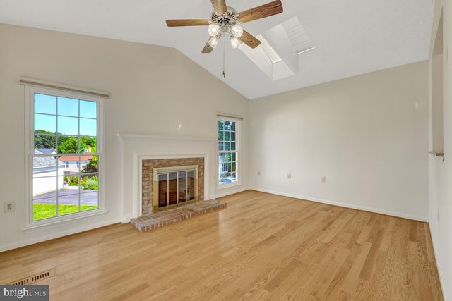 1340 CASSIA ST, Herndon, VA 20170