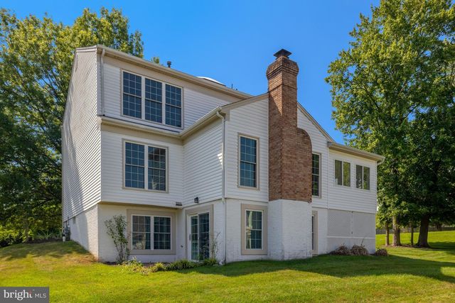 1340 CASSIA ST, Herndon, VA 20170