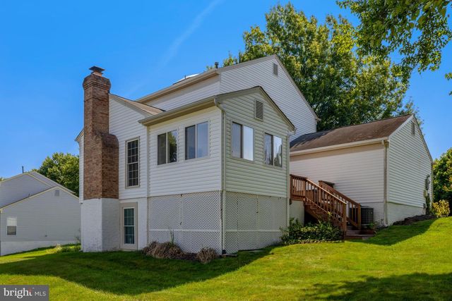 1340 CASSIA ST, Herndon, VA 20170